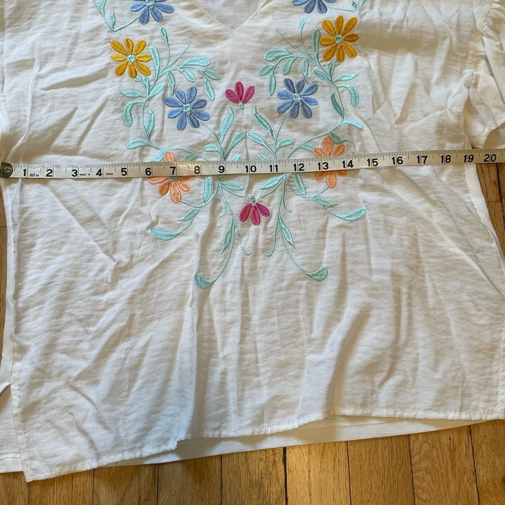 Tribal Jeans Floral Embroidered White Summer Top Women’s M - Picture 6 of 7
